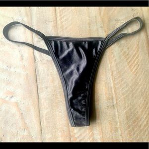 Clip Perfect Thong by body zone